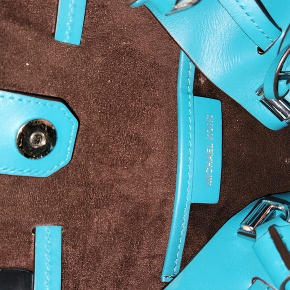 MICHAEL KORS BLAKELY- TEAL BLUE HANDBAG- NWTags. 💙 - Picture 8 of 8